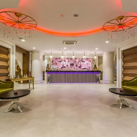 Mary Palace Resort & Spa 4*